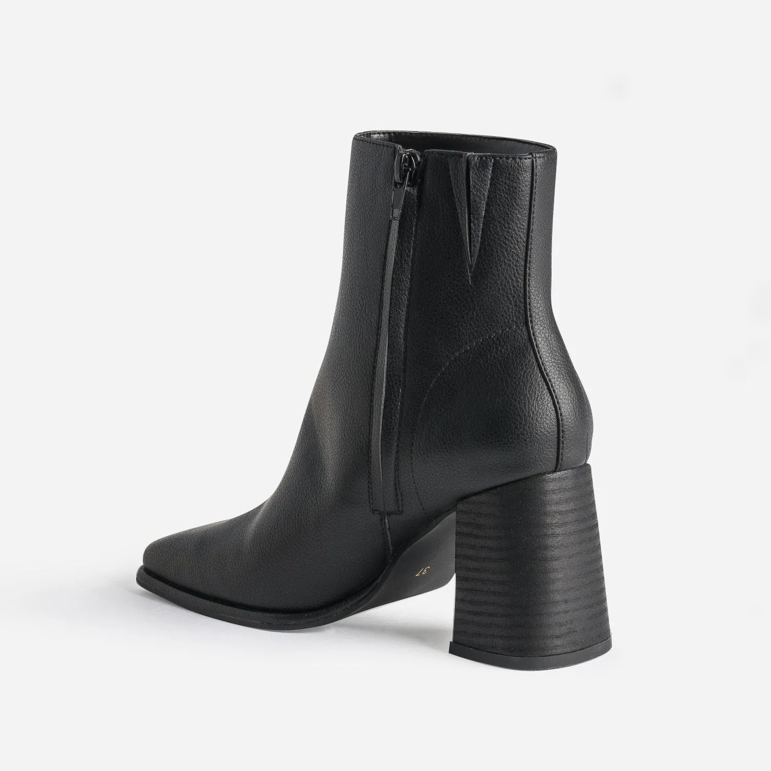 Boots noir éco-conçu à bout carré - Boots / bottines Femme | ERAM