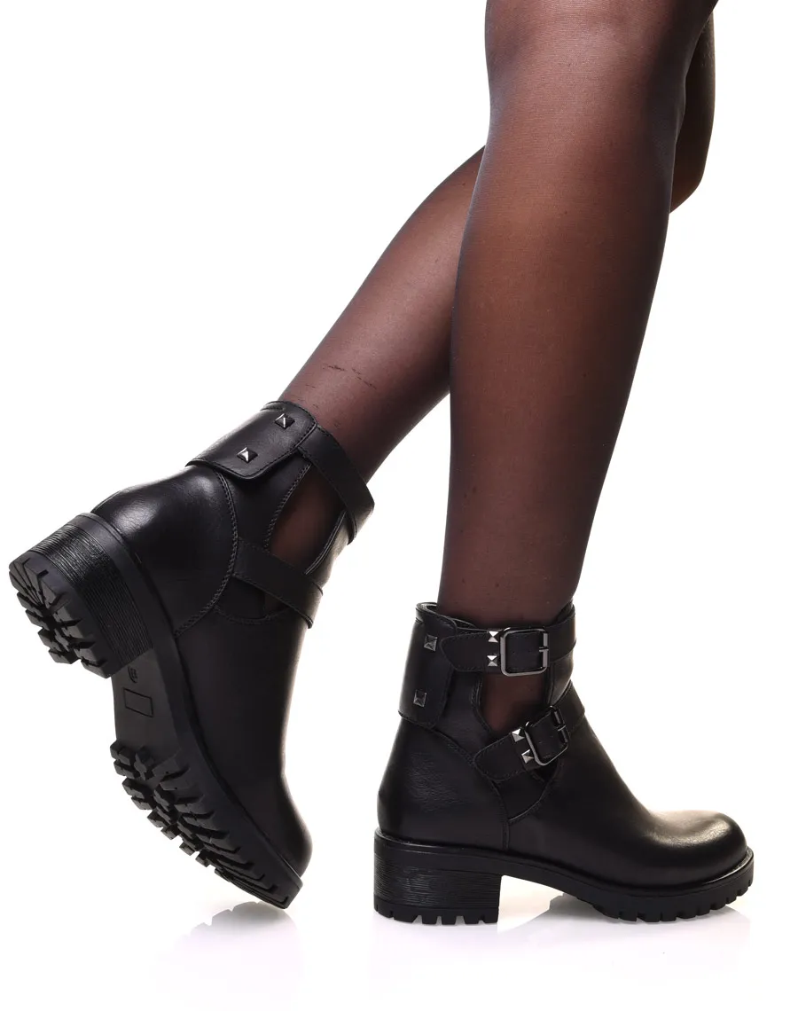 Bottines noires ajourées à sangles