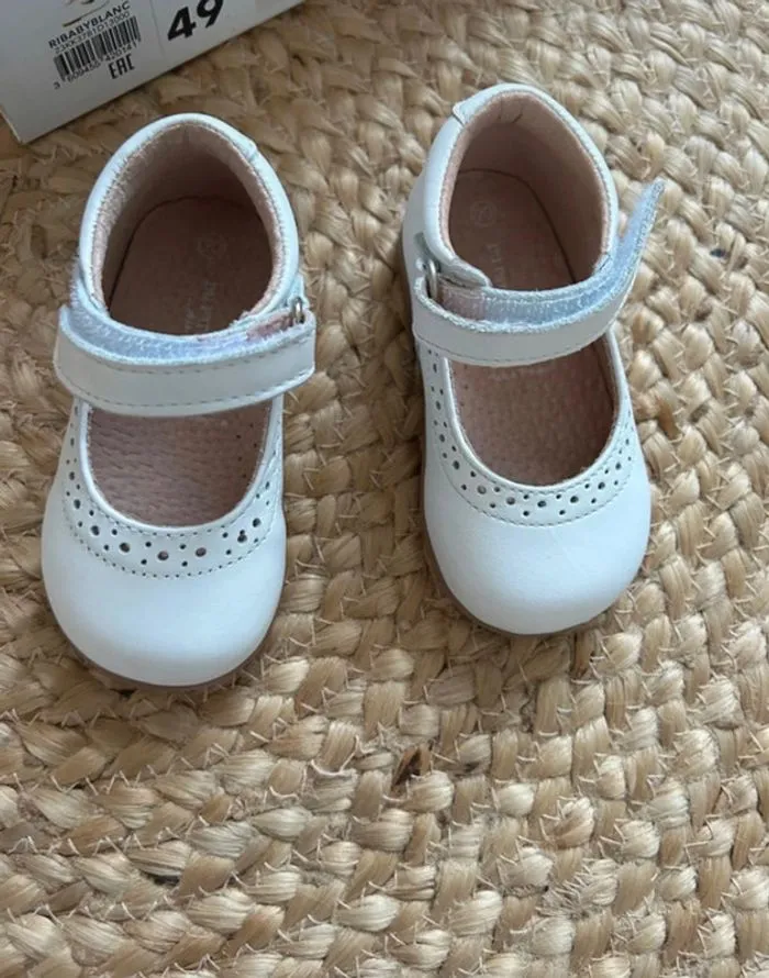 Chaussures babies en cuir bébé fille DPAM - Du Pareil au Même | Beebs