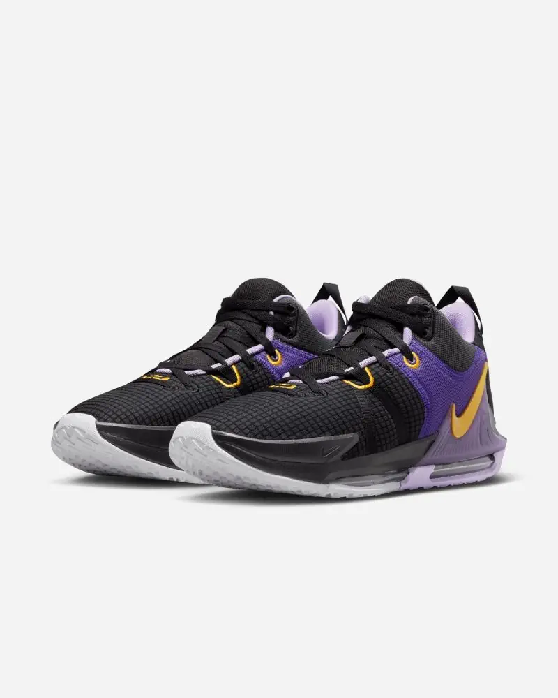 Chaussures de basket Nike LeBron Witness 7 Noir & Violet pour homme