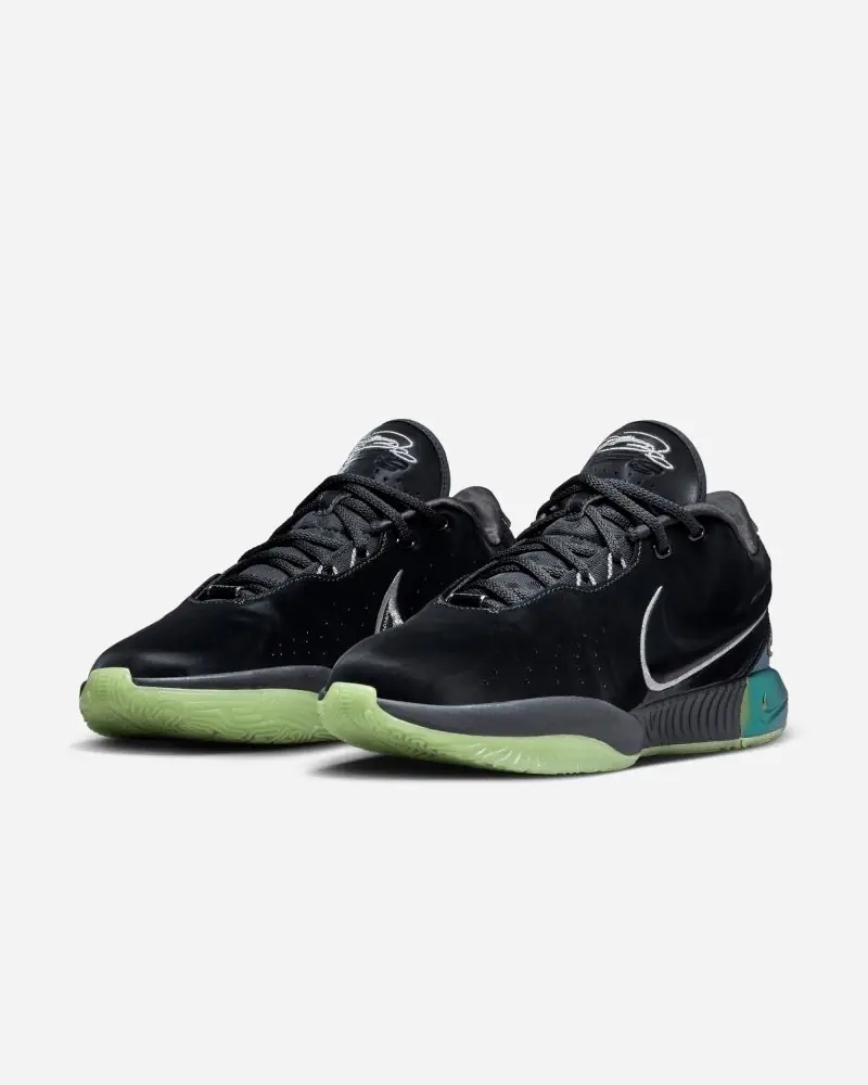 Chaussures de basket Nike LeBron XXI Noir pour homme