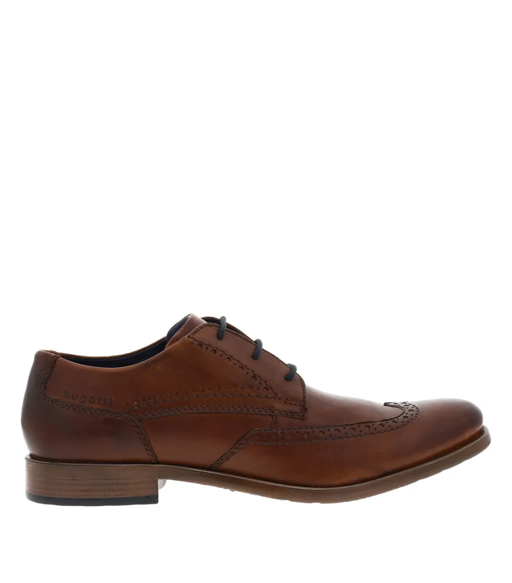 Derbies Bugatti en cuir cognac et à lacets ronds