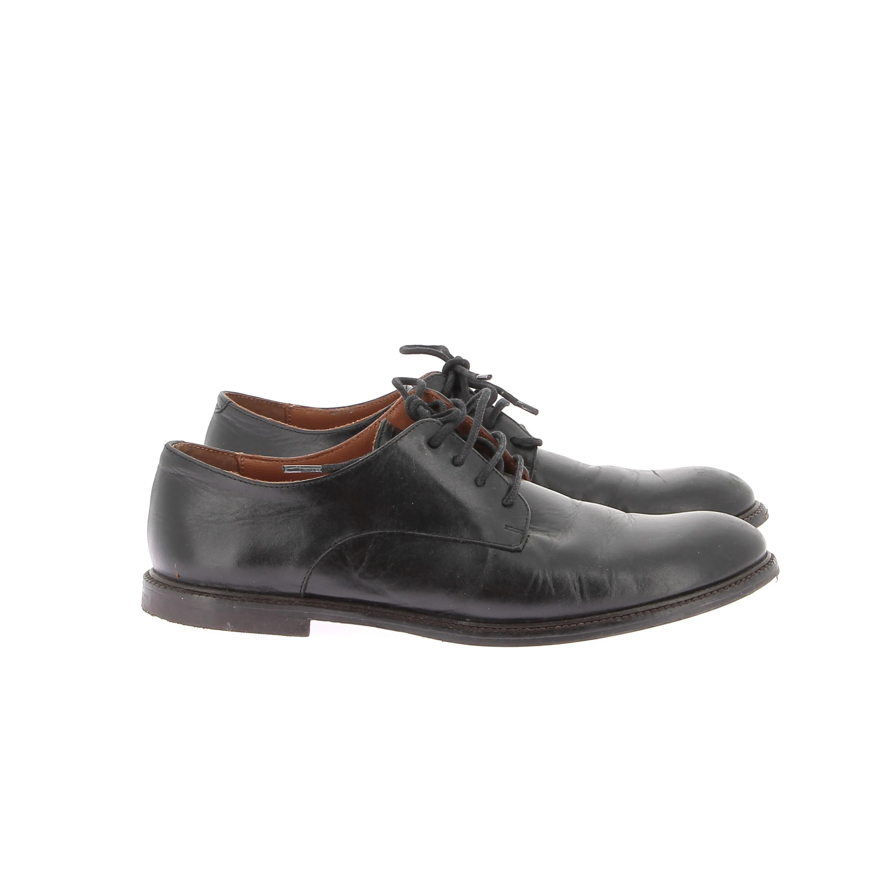 Derbies noirs