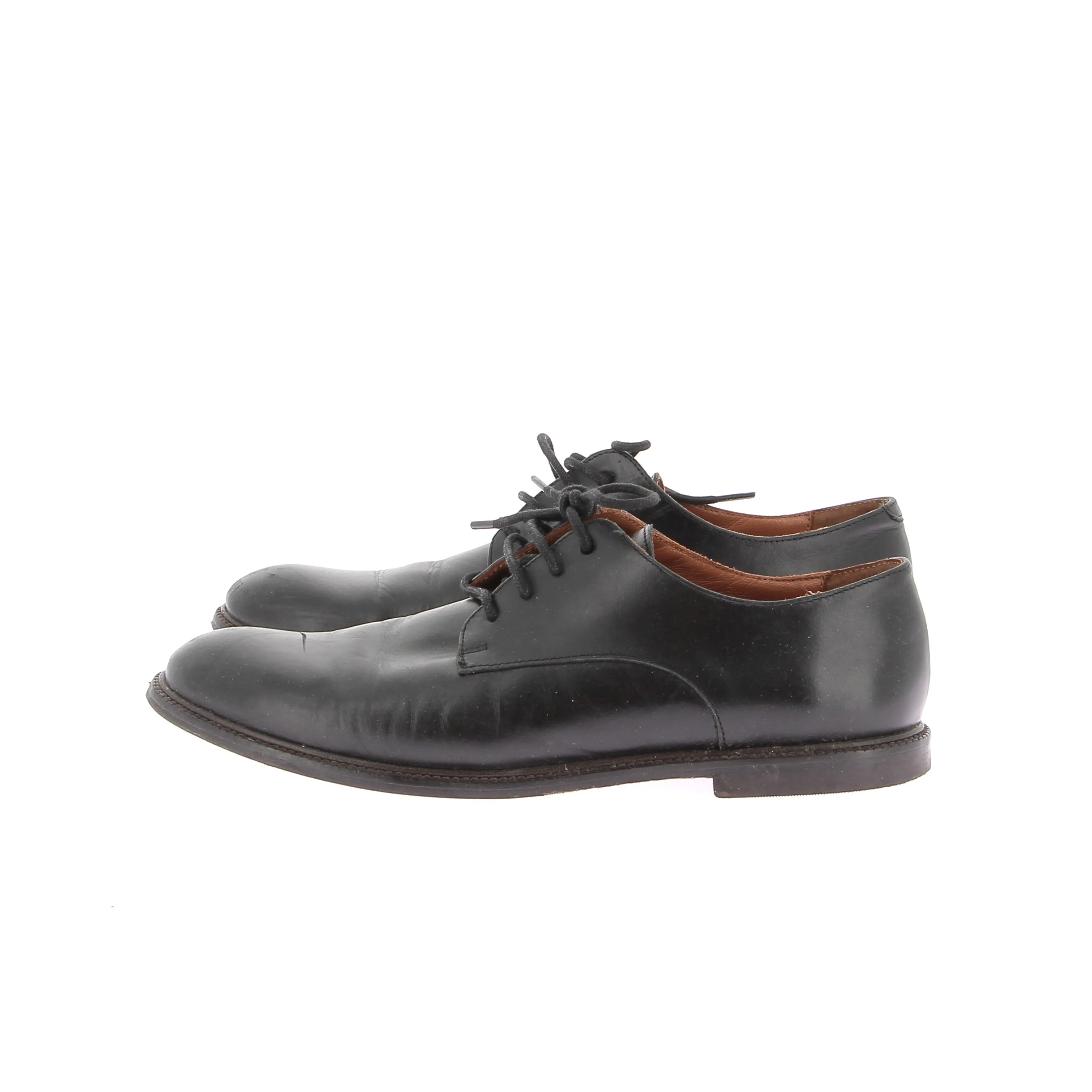 Derbies noirs