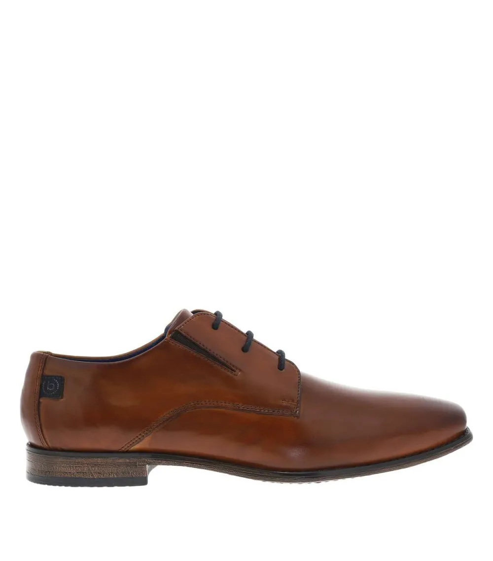 Derbies à lacets rond et talon plat Bugatti en cuir cognac