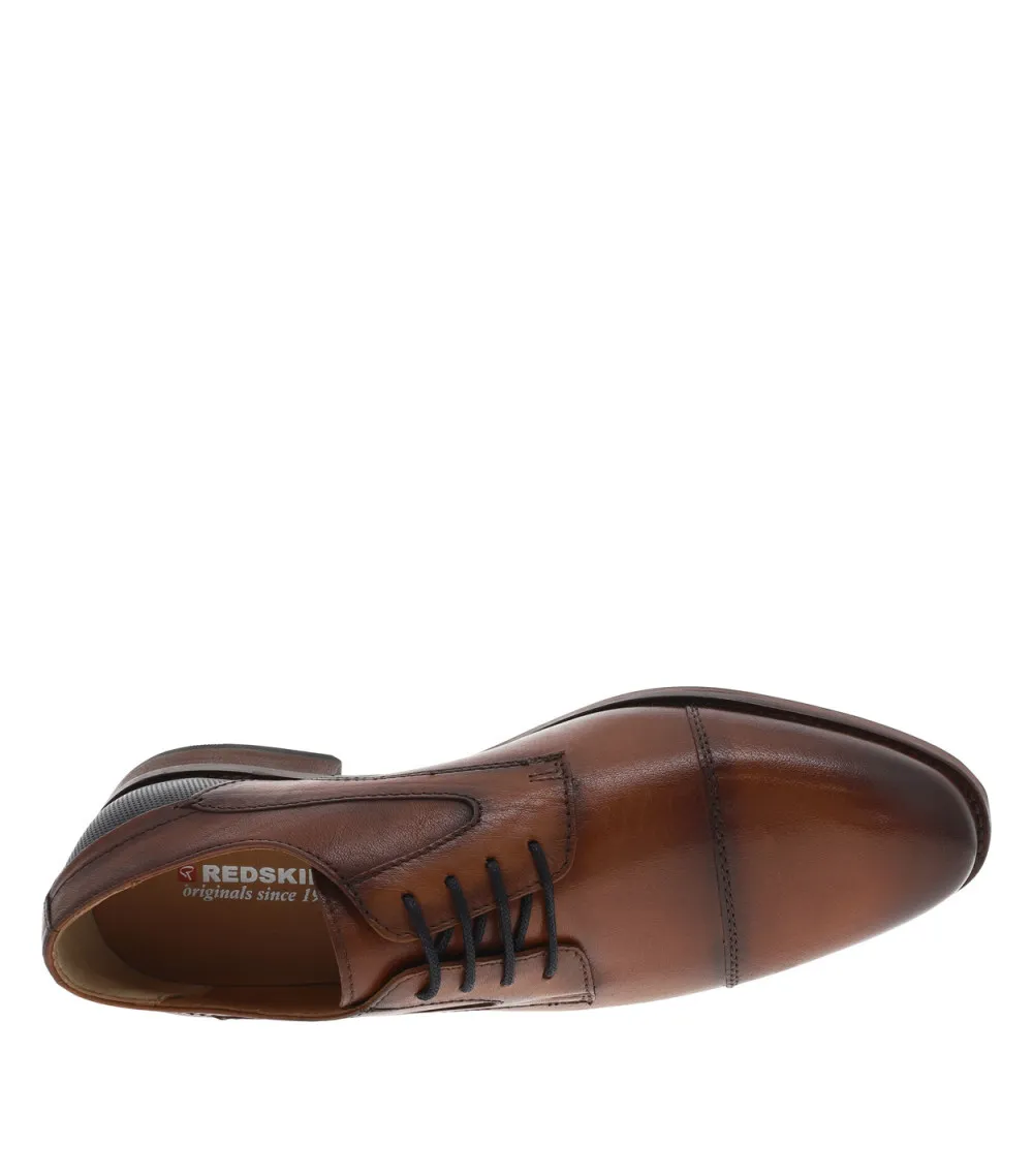 Derbies à lacets ronds tressés Redskins en cuir cognac aspect fumé