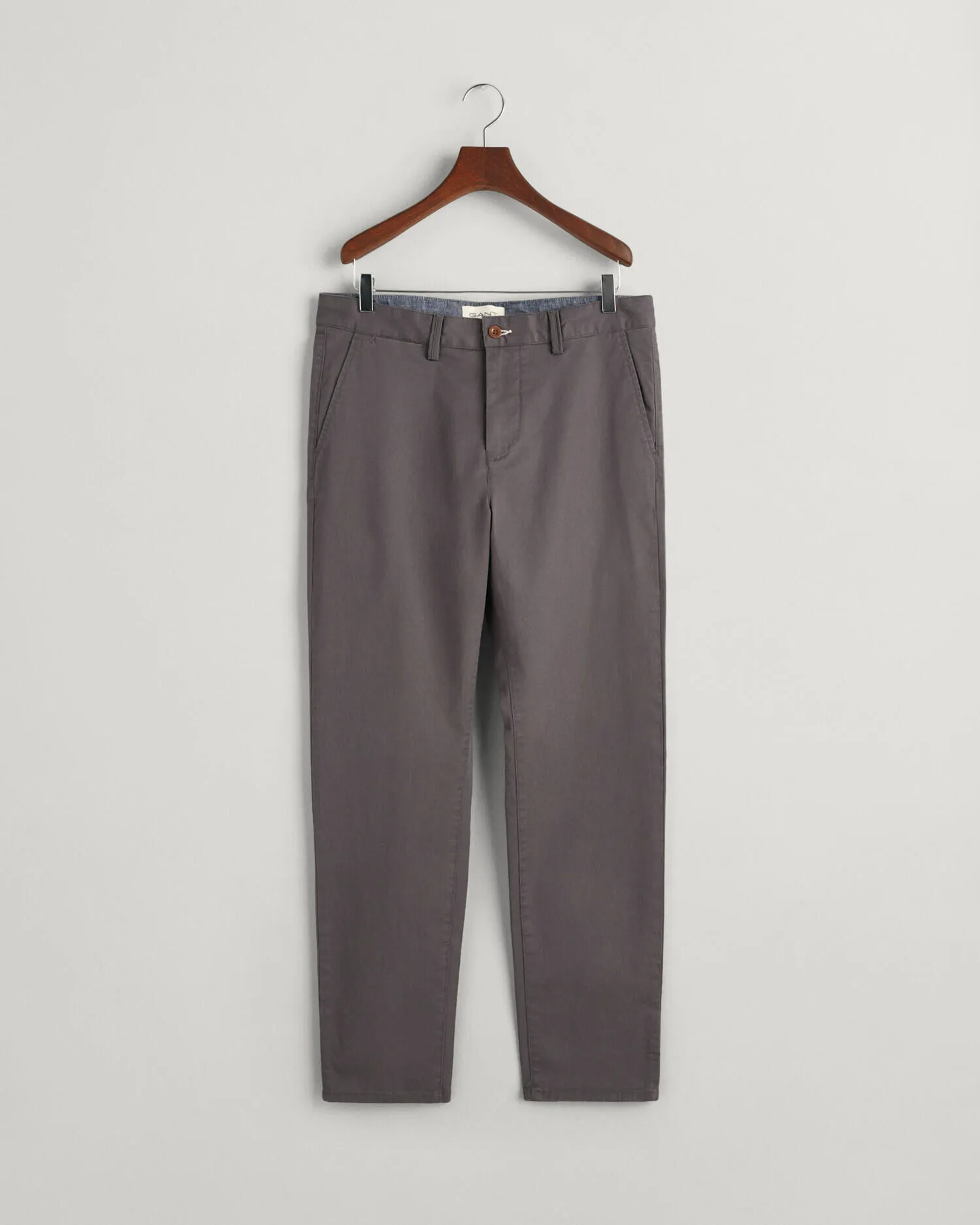 Pantalon chino en sergé ajusté