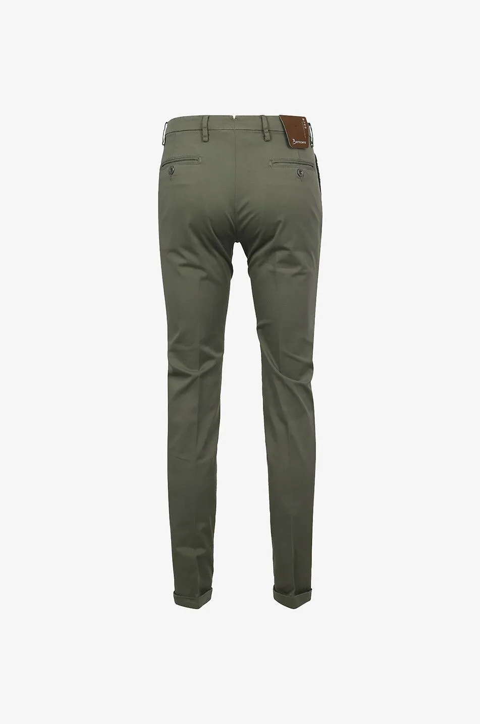 Pantalon chino slim en gabardine à revers