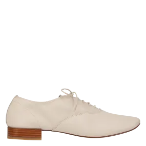 REPETTO  Derbies à petit talon en cuir zizi - Beige