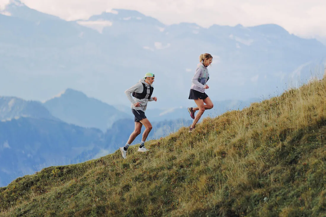 Sac trail running 8l femme vert menthe - vendu avec 2 flasques 500ml