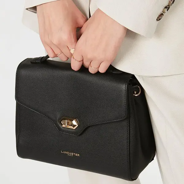 Sac à main à rabat foulonné Milano Noir | Lancaster | Gandy.fr