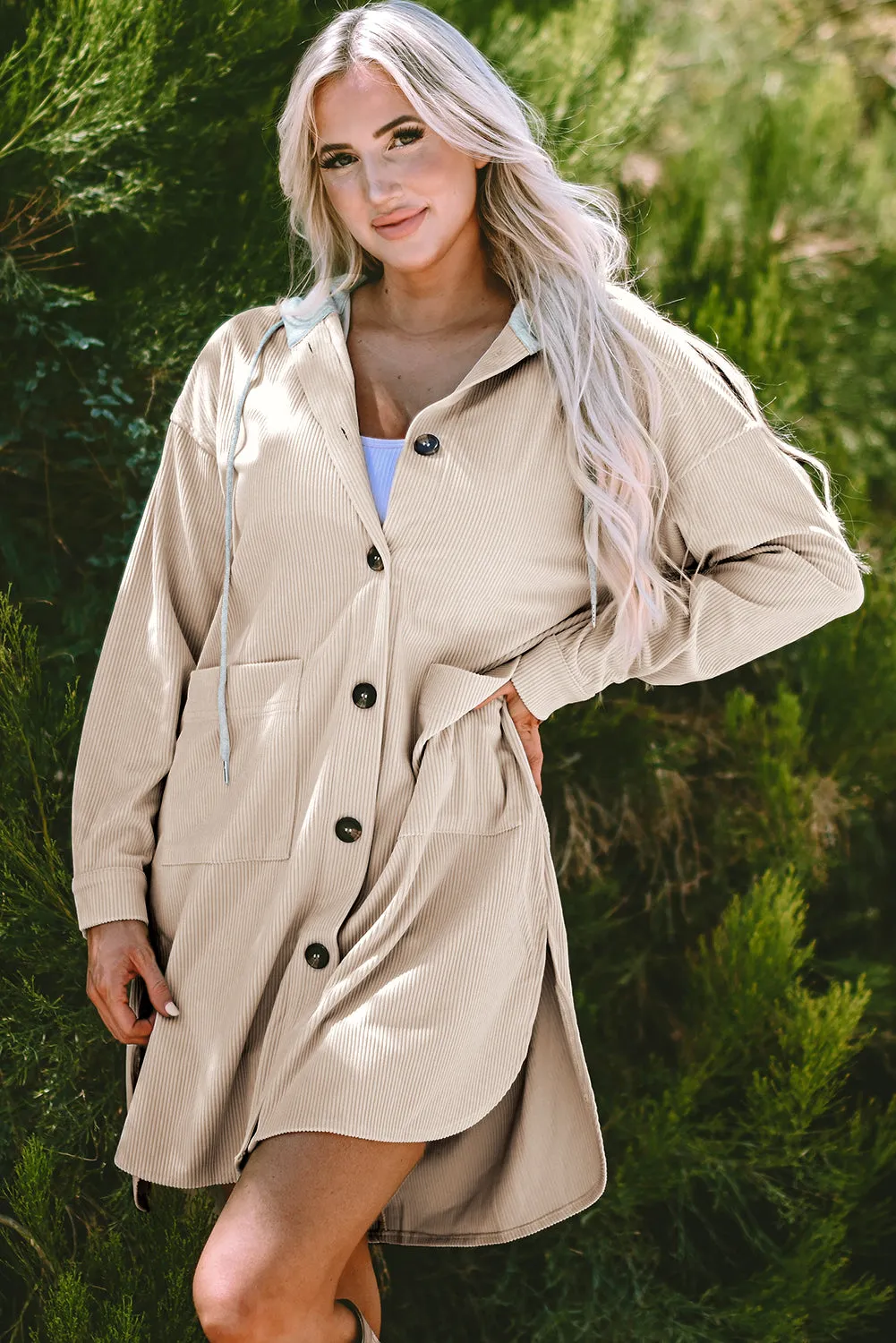 Veste à capuche surdimensionnée beige en velours ctelé contrasté